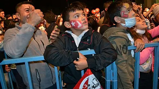 Seydikemer'de Cumhuriyet Konseri Coşkusu