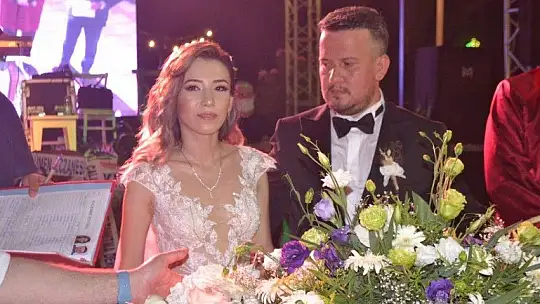 Ali Fatih Çoban rüya gibi bir düğünle dünya evine girdi