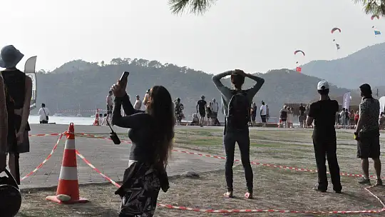 HAVA OYUNLARI FESTİVALİ RENKLİ GÖSTERİLERE EV SAHİPLİĞİ YAPIYOR