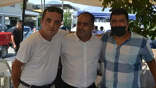 İksirci Tezcan'dan aşure etkinliği