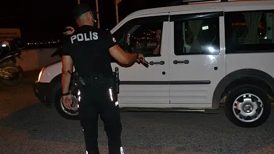 Denetimler gece boyu sürdü