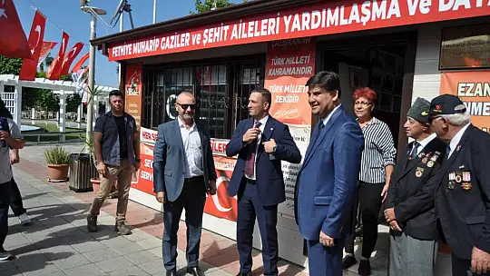 Gaziler Derneği'ne anlamlı ziyaret