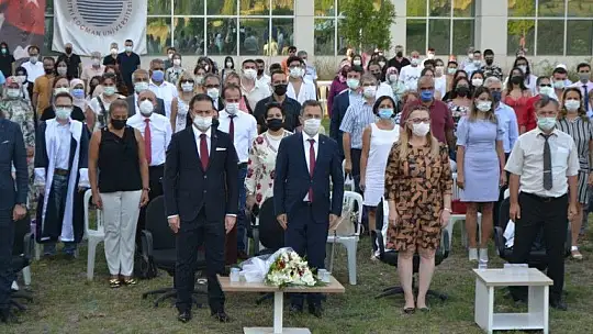 Fethiye İşletme Fakültesinde mezuniyet heyecanı