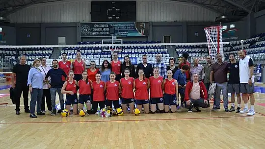 İYİ Parti'den Fethiye'nin sultanlarına motivasyon ziyareti