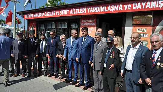 Gaziler Derneği'ne anlamlı ziyaret