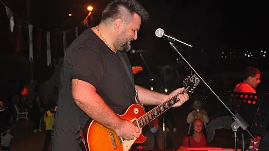 C'NB ve COVERMAN'den Cumhuriyet konseri