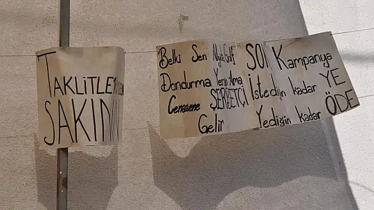 Kar Şerbeti Satarak Öğrencilere Destek Oluyor