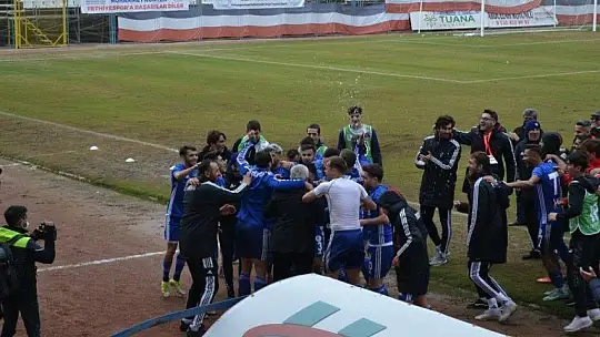 Fethiyespor'da Keyifler Yerinde