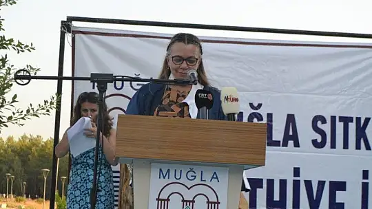 Fethiye İşletme Fakültesinde mezuniyet heyecanı