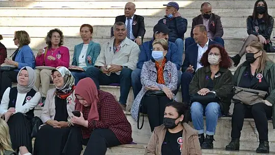 Türk kadınlar Birliği 50. Yılını kutladı
