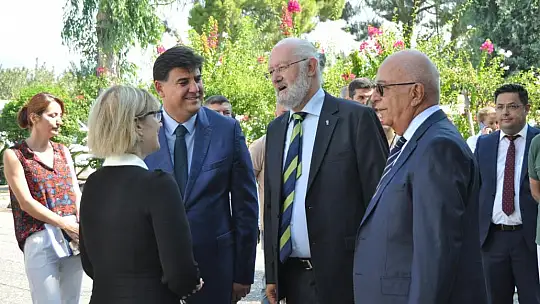 Birleşik Krallık Türkiye Büyükelçisinden Fethiye Belediyesine Ziyaret