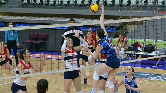 Fethiye'nin Sultanları Arkas'a da set vermedi 3-0