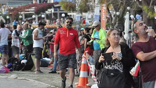 HAVA OYUNLARI FESTİVALİ RENKLİ GÖSTERİLERE EV SAHİPLİĞİ YAPIYOR