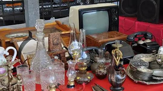 Fethiye Antika Pazarı antika severleri buluşturuyor