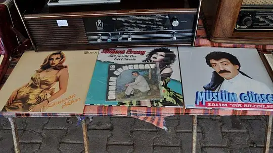 Fethiye Antika Pazarı antika severleri buluşturuyor