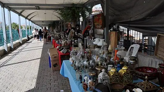 Fethiye Antika Pazarı antika severleri buluşturuyor