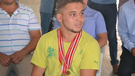 Şampiyon Güreşçi Fethiyeli Ozan Kıl'a karşılama töreni