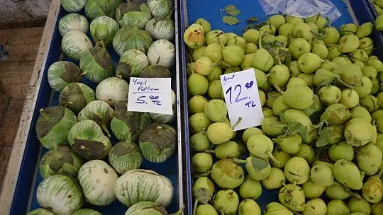 Bayram öncesi son pazar boş kaldı