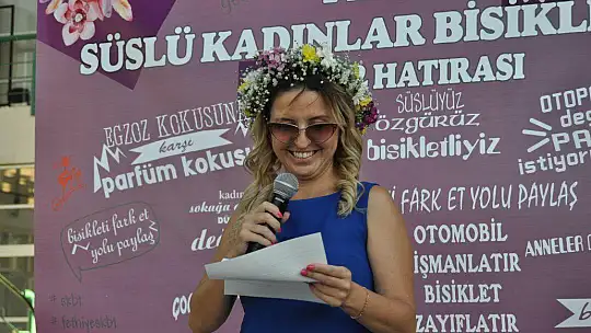 SÜSLÜ KADINLAR BİSİKLET TURUNDA KADINLAR, 10.YILDA DA PEDAL ÇEVİRDİ