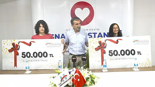Esnaf Hastanesi'nden LGS birincilerine büyük destek