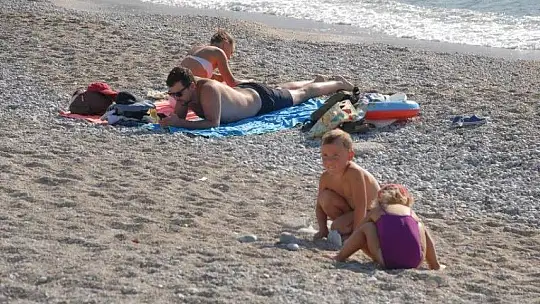 Pandemiden kaçan Ölüdeniz'de