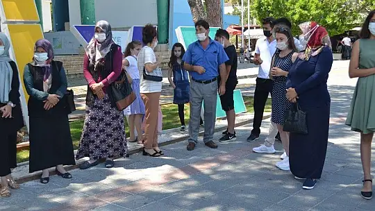 Karaca nikah kıydı, normalleşme bekleniyor