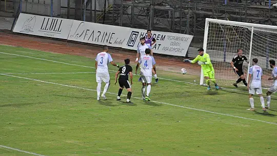 FETHİYESPOR'U EVİNDE KİMSE YENEMİYOR 1-0