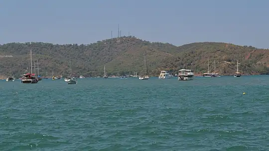 Tekneler Tura Çıktı Deniz Manzarası Vatandaşlara Kaldı