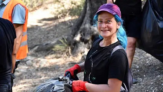 Gemiler Darboğaz'da temizlik çalışması yapıldı
