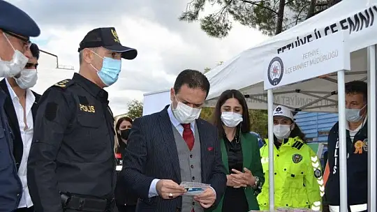 Kaymakamdan Emniyet standına ziyaret