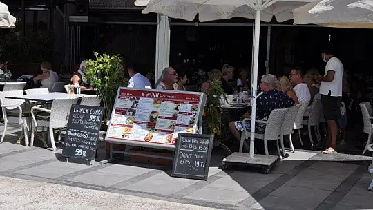 İngiltere'nin kararı turizmcileri umutlandırdı