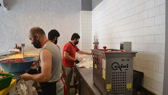 Ada Kasap'ta bayram yoğunluğu