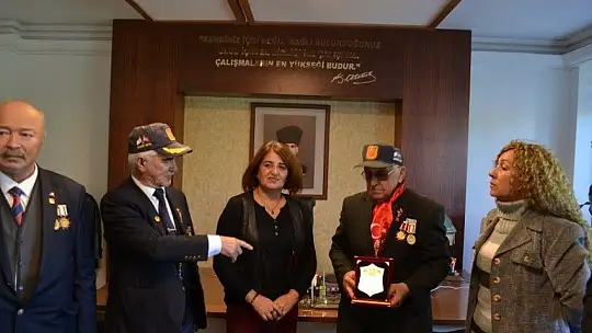 Gaziler Derneği'nden İlçe Yazı İşleri Müdürü'ne Ziyaret