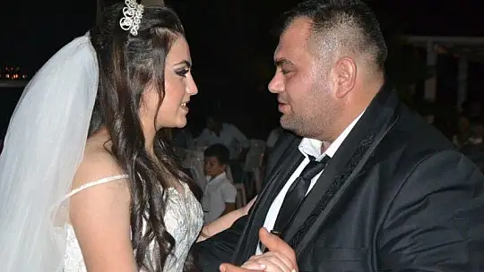 Eray Ertürk ile Aygün Maharramov rüya gibi bir düğünle dünya evine girdi