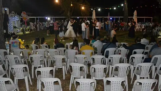 Eray Ertürk ile Aygün Maharramov rüya gibi bir düğünle dünya evine girdi