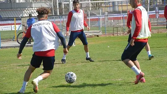 Fethiyespor'u kaptanlar çalıştırdı