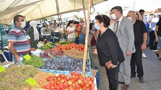 İYİ PARTİ FETHİYE'DE DERT DİNLEDİ