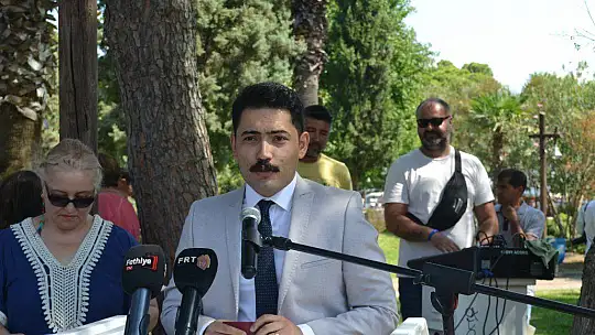 CUMHURİYET MEYDANINDA, CUMHURİYET COŞKUSU