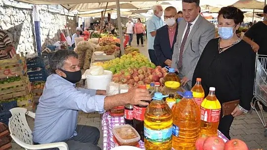 İYİ PARTİ FETHİYE'DE DERT DİNLEDİ