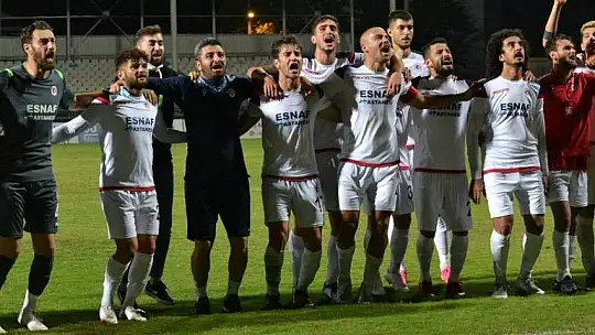 FETHİYESPOR ZİRVEYE ORTAK OLDU