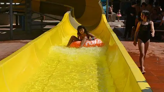 Aquapark'ta eğlencenin suyunu çıkardılar