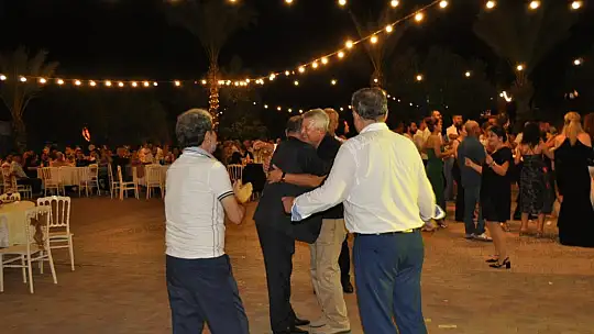 Karayiğit ile Çetin Ailesinin Mutlu Günü