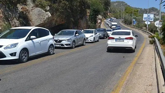 Ölüdeniz'in trafik sorununa profesyonel yardım bekleniyor