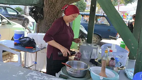 Sıcak yaz aylarının vazgeçilmezi 'Kar şerbeti'