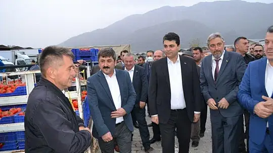 Uysal ve Enginyurt sebze halini ziyaret etti