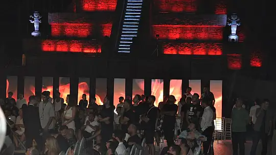 Fethiye WBC profesyonel boks gecesinde Kubilay Alcu gümüş kemeri kazandı