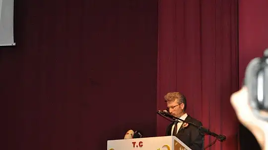 10 Kasım Atatürk'ü anma etkinliğinde duygu dolu anlar yaşandı