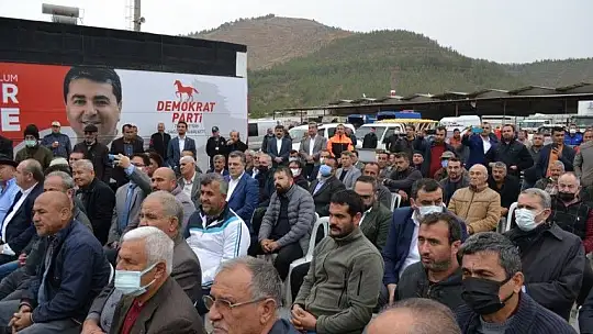 Uysal ve Enginyurt sebze halini ziyaret etti