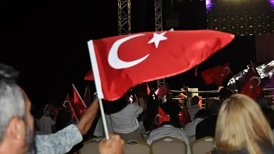 Fethiye WBC profesyonel boks gecesinde Kubilay Alcu gümüş kemeri kazandı