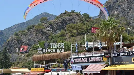 Kaçak yapılan yamaç paraşütüne dikkat!